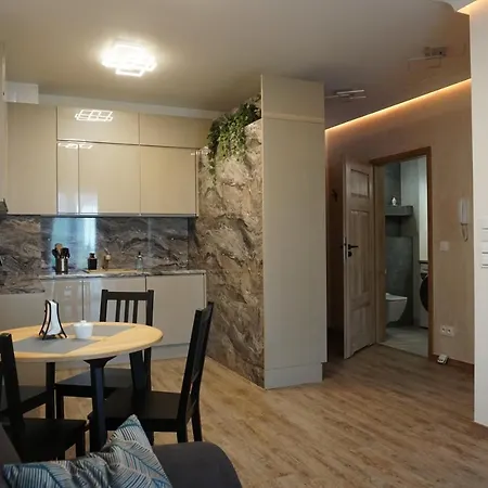 Apartament Nowe Hallerowo